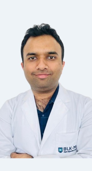 Dr. Akash Bansal performing a minimally invasive image-guided procedure as an Interventional Radiologist in Delhi.
